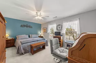 513 Green Bridge Ln, Prospect Heights, IL 60070 - Photo 14