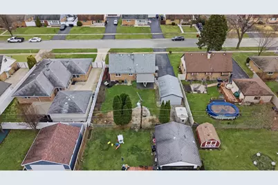 8912 Windsor Lane, Bridgeview, IL 60455 - Photo 36