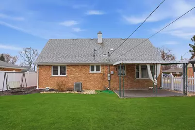 8912 Windsor Lane, Bridgeview, IL 60455 - Photo 30