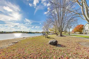 977 Harris Rd, Grayslake, IL 60030 - Photo 22