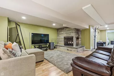 9806 S Harding Avenue, Evergreen Park, IL 60805 - Photo 24