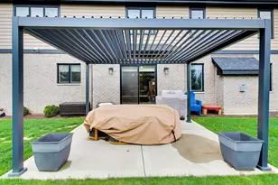 22843 Sara Springs Dr, Frankfort, IL 60423 - Photo 46