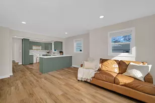 25530 S Canal St, Channahon, IL 60410 - Photo 4