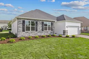 3389 Comstock Ave, Dekalb, IL 60115 - Photo 2