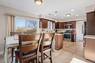 21854 W Kentwood Dr, Plainfield, IL 60544 - Photo 6