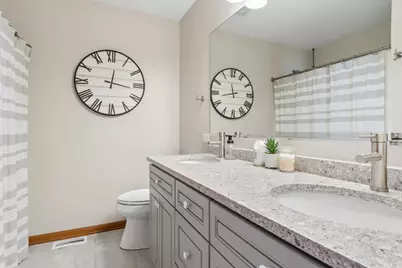 844 Donelson Court, Naperville, IL 60563 - Photo 12