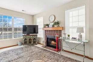 844 Donelson Ct, Naperville, IL 60563 - Photo 8