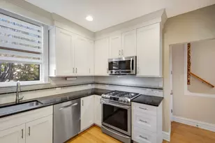 2509 Pioneer Rd, Evanston, IL 60201 - Photo 8