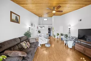 14517 Sussex Ct, Oak Forest, IL 60452 - Photo 4