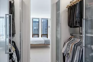 200 E Delaware Pl, Chicago, IL 60611 - Photo 36