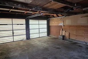 309 E 3rd St, Tampico, IL 61283 - Photo 12