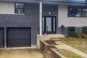 6717 Patton Dr, Woodridge, IL 60517 - Photo 1