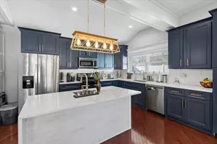 1370 Northmoor Ct, Northbrook, IL 60062 - Photo 6