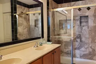 1914 Crenshaw Cir, Vernon Hills, IL 60061 - Photo 12