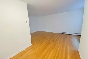 516 W Melrose St, Chicago, IL 60657 - Photo 4