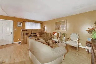 11746 S Racine Ave, Chicago, IL 60643 - Photo 4