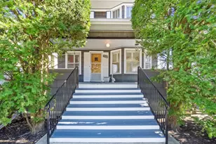 632 N Ridgeland Ave, Oak Park, IL 60302 - Photo 2