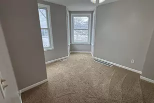 359 W Orleans St, Paxton, IL 60957 - Photo 16