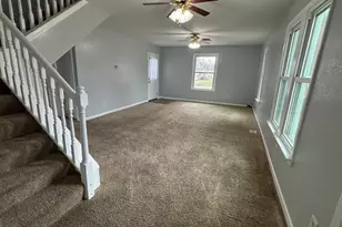 359 W Orleans St, Paxton, IL 60957 - Photo 12