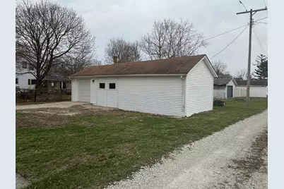 359 W Orleans Street, Paxton, IL 60957 - Photo 36