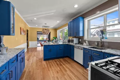 7937 S Luella Avenue, Chicago, IL 60617 - Photo 8