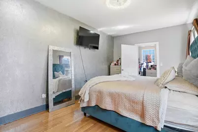 7937 S Luella Avenue, Chicago, IL 60617 - Photo 10