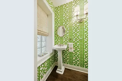 837 W Junior Terrace, Chicago, IL 60613 - Photo 14