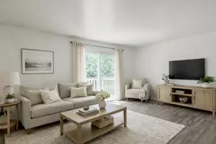 4860 Creek View Rd, Rockford, IL 61108 - Photo 1