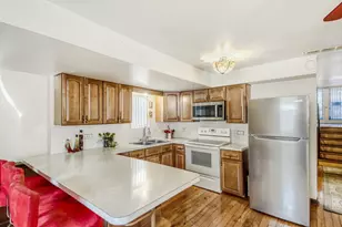 12036 S Justine St, Chicago, IL 60643 - Photo 8