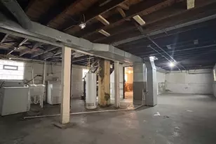 12249 S Parnell Ave, Chicago, IL 60628 - Photo 16