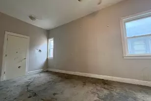 12249 S Parnell Ave, Chicago, IL 60628 - Photo 6