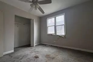 12249 S Parnell Ave, Chicago, IL 60628 - Photo 14