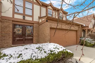 2828 Ashton Ct, Westchester, IL 60154 - Photo 2