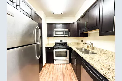 1501 N Milwaukee Avenue #3A, Libertyville, IL 60048 - Photo 4