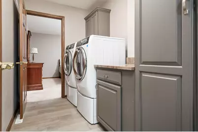 2412 Squaw Prairie Road, Belvidere, IL 61008 - Photo 32