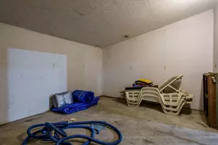 2412 Squaw Prairie Rd, Belvidere, IL 61008 - Photo 40