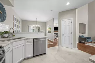 3315 Blue Ridge Dr, Carpentersville, IL 60110 - Photo 18