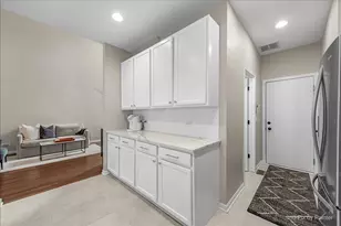 3315 Blue Ridge Dr, Carpentersville, IL 60110 - Photo 16