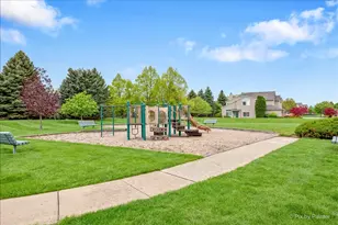 3315 Blue Ridge Dr, Carpentersville, IL 60110 - Photo 28