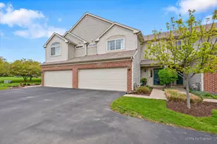 3315 Blue Ridge Dr, Carpentersville, IL 60110 - Photo 30