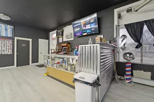 8659 S Kingston Ave, Chicago, IL 60617 - Photo 8