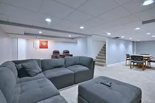 575 Montego Dr, Elk Grove Village, IL 60007 - Photo 32