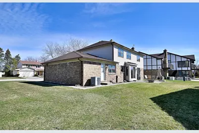 575 Montego Drive, Elk Grove Village, IL 60007 - Photo 36