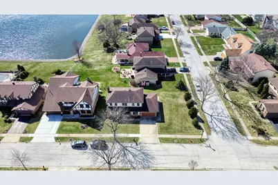 575 Montego Drive, Elk Grove Village, IL 60007 - Photo 38