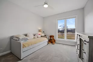 24963 N Abbey Glenn Dr, Hawthorn Woods, IL 60047 - Photo 26