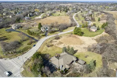 24963 N Abbey Glenn Drive, Hawthorn Woods, IL 60047 - Photo 4