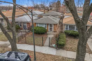 8219 S Wentworth Ave, Chicago, IL 60620 - Photo 1