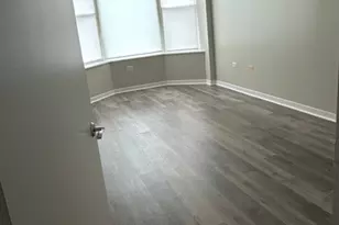 77 S Evergreen Ave, Arlington Heights, IL 60005 - Photo 10