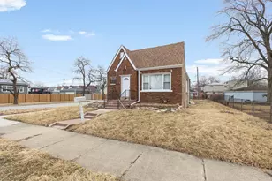 9001 S Parnell Ave, Chicago, IL 60620 - Photo 2