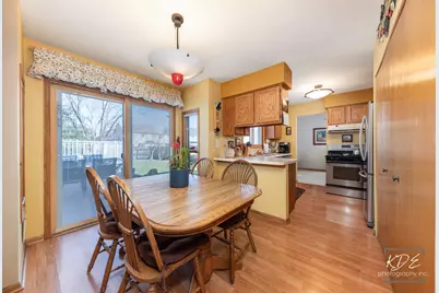 2478 Crystal Creek Lane, Elgin, IL 60124 - Photo 10